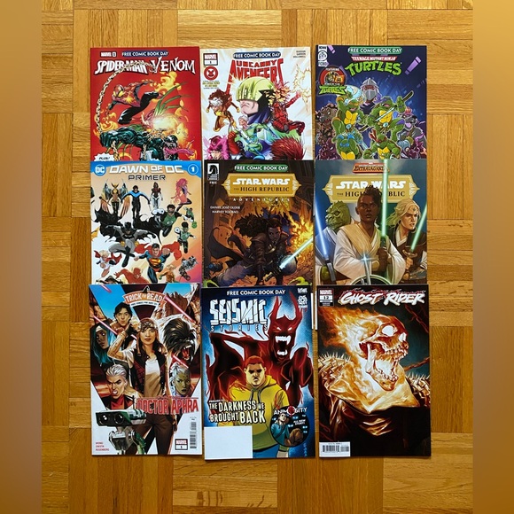 Comic books for sale - Picture 2 of 2